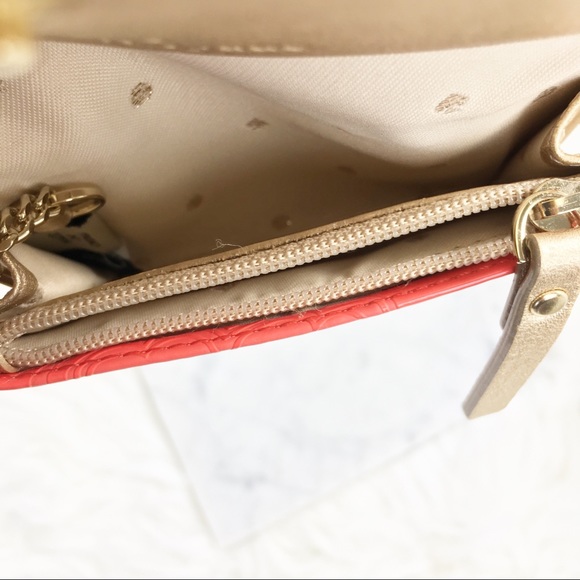 Kate spade pink patent embossed keychain wallet - Picture 4 of 8